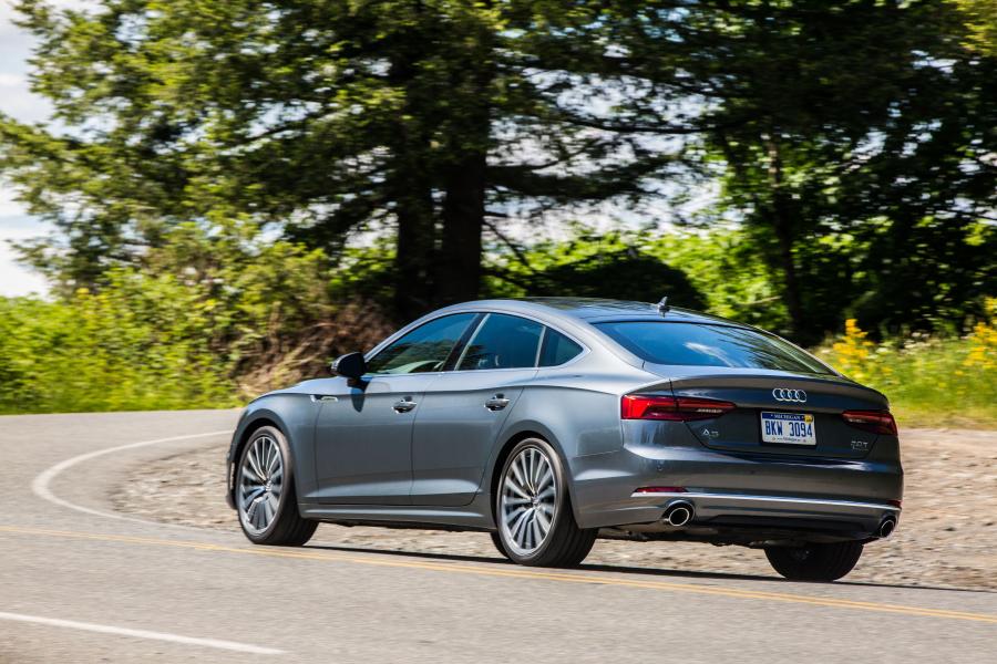  Audi A5 Sportback 2.0T Quattro 2017 года  (NA) (фото 3 из 32)
